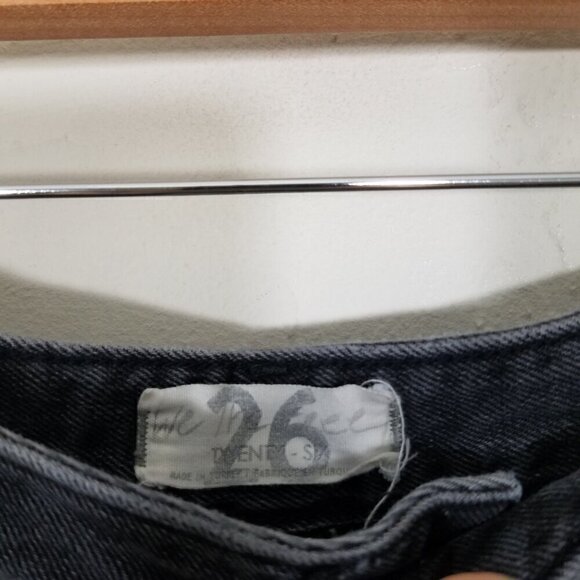 We The Free People Button Down Jean Shorts Black Size 26 - Picture 2 of 4